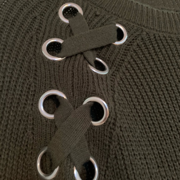 Army Green Sweater - Picture 2 of 3